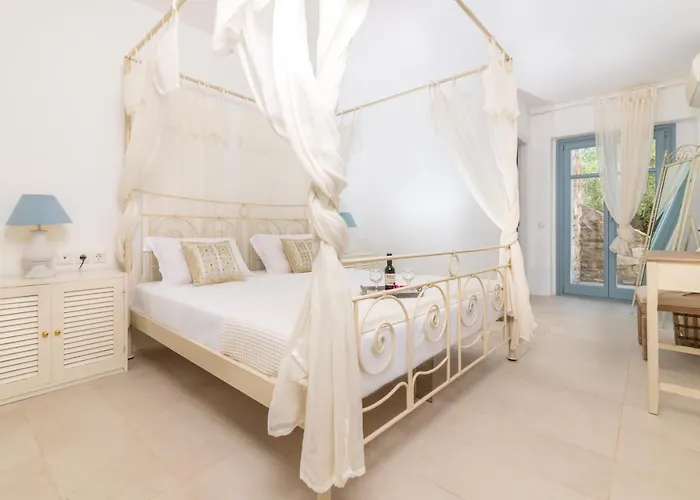 Eris * Agios Georgios (Antiparos)